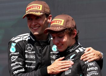 Mercedes confirma Russell e Antonelli para temporada 2026 da Fórmula 1