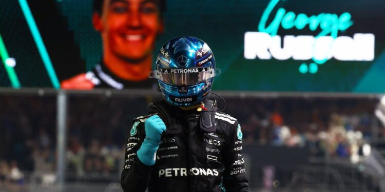 Russell desbanca concorrência e faz a pole em Singapura; Bortoleto para no Q1, mas larga em 14º