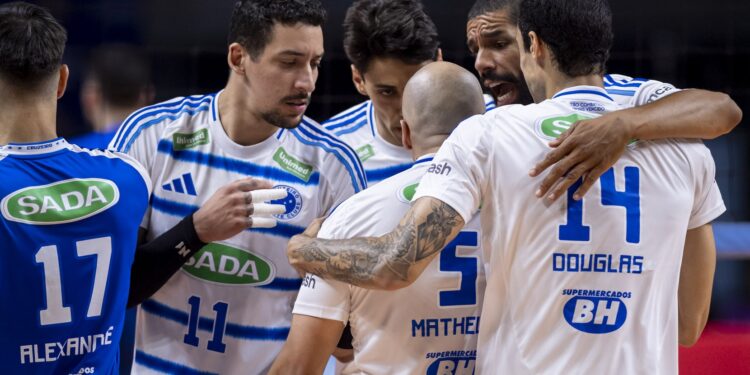 Cruzeiro vence o Minas e conquista o Mineiro pela 17ª vez