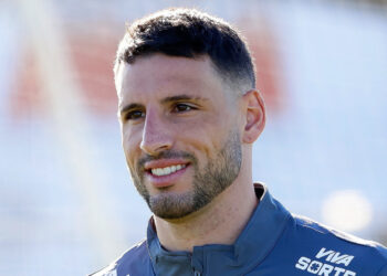 Calleri finaliza fisioterapia e inicia transição física no São Paulo