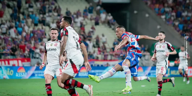 Flamengo tropeça e Palmeiras pode abrir vantagem na liderança do Brasileirão