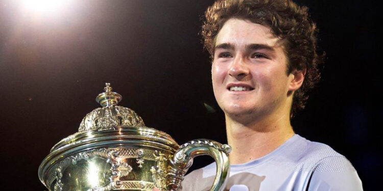 João Fonseca se emociona, dedica título à mãe e revela promessa