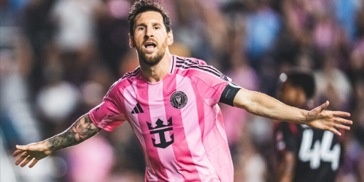 Inter Miami anuncia renovação de contrato com Lionel Messi: “Ele está em casa”
