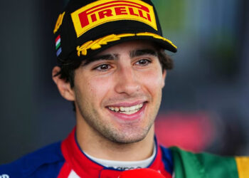 Rafael Câmara é anunciado pela Invicta para a temporada 2026 da Fórmula 2