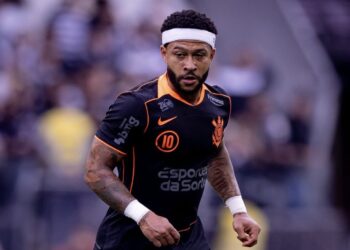 Corinthians tem dívida de R$ 23 milhões com Memphis Depay