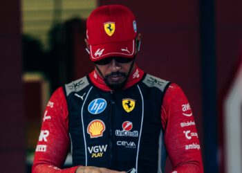 Ex-piloto da F1 sugere que a Ferrari se livre de Hamilton: “Já passou do auge”