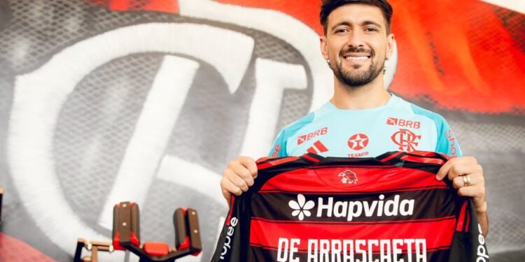 Flamengo renova contrato de Arrascaeta até 2028