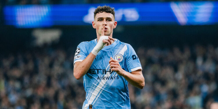 Manchester City goleia o Dortmund e se aproxima dos líderes da Champions