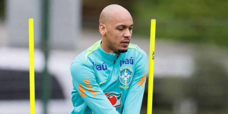Fabinho celebra volta à Seleção Brasileira: “É como se fosse a primeira vez”