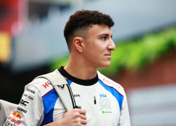 Fã de Senna, Hadjar se anima com primeira experiência em Interlagos