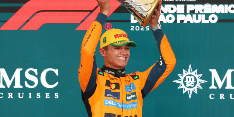 Norris celebra “fim de semana perfeito” em Interlagos e dedica vitória a Gil de Ferran