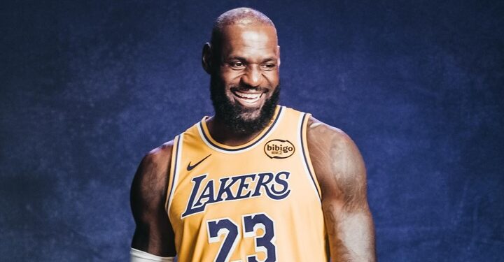 LeBron James retoma posto de jogador mais bem pago da NBA; veja valores