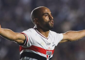 Lucas Moura não joga mais em 2025, confirma executivo de futebol do São Paulo