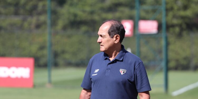 Muricy Ramalho rebate falas de Oswaldo e Leão contra técnicos estrangeiros: “Não ficou legal”