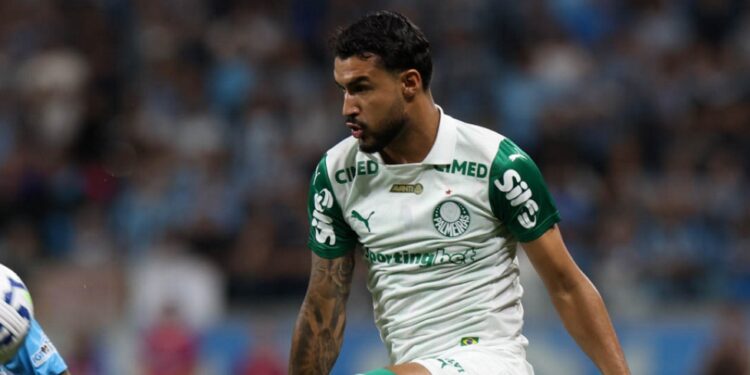 Palmeiras perde para o Grêmio e vê título do Brasileirão cada vez mais distante