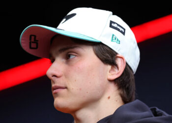 Piastri rebate pai de Verstappen: “Me sinto à vontade para me defender”