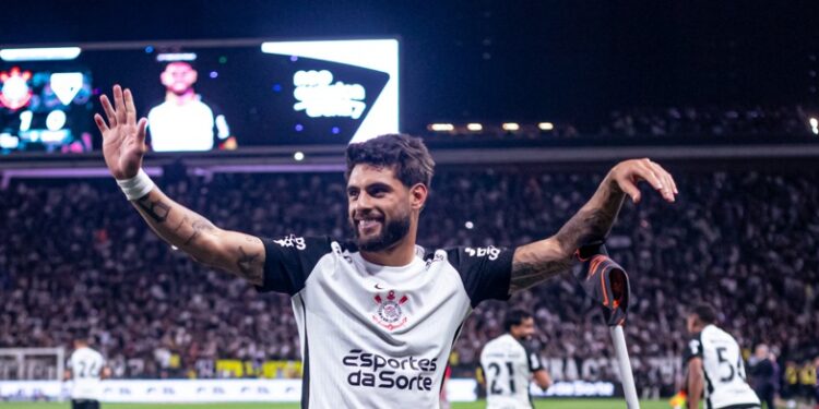 Com gols de Yuri Alberto e Memphis, Corinthians bate o São Paulo pelo Brasileirão