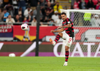 Cidade do Rio de Janeiro terá ponto facultativo na quarta-feira para jogos de Flamengo e Vasco
