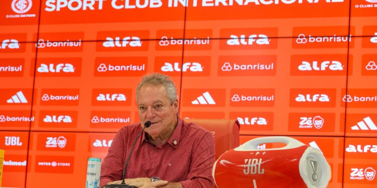 Abel Braga se desculpa após comentário homofóbico em apresentação no Inter