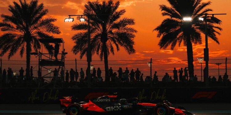 Norris é o mais rápido do TL2 em Abu Dhabi, com Verstappen em 2º; Bortoleto fica em 6º