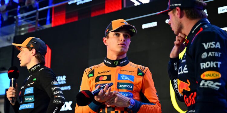 Norris x Verstappen x Piastri: relembre a última vez em que três pilotos brigaram pelo título da F1 até a corrida final
