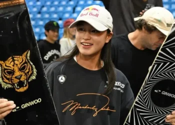 Aos 15 anos, Ginwoo Onodera é campeão do Super Crown
