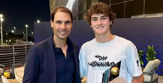 Para Nadal, João Fonseca ainda não tem condições de incomodar Alcaraz e Sinner: “Acabou de chegar”